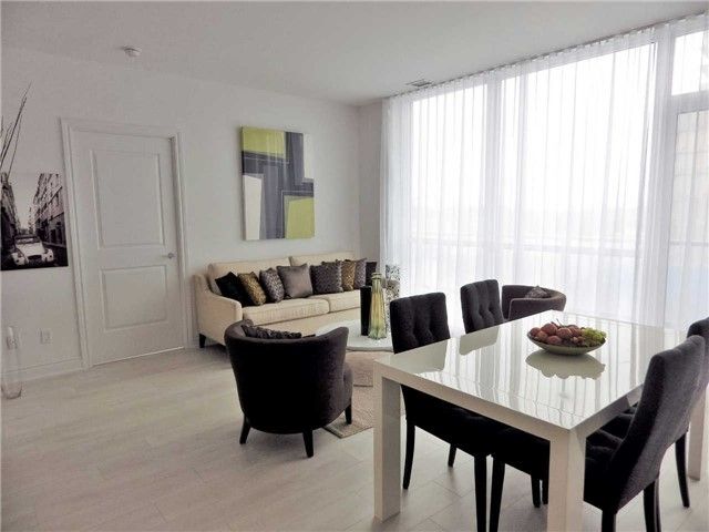 Room1