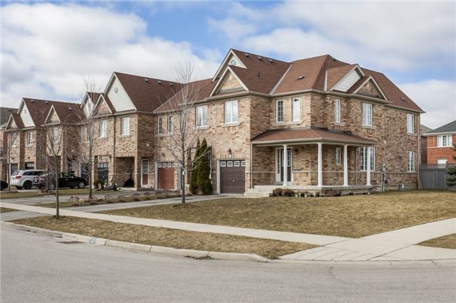 3941 Stardust Dr, Mississauga, L5M-8A4 | Image 2
