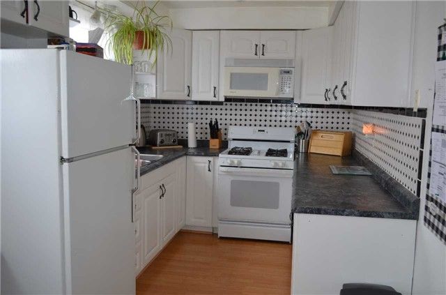 94 Diane Dr, Orangeville, L9W3N5 | Image 2