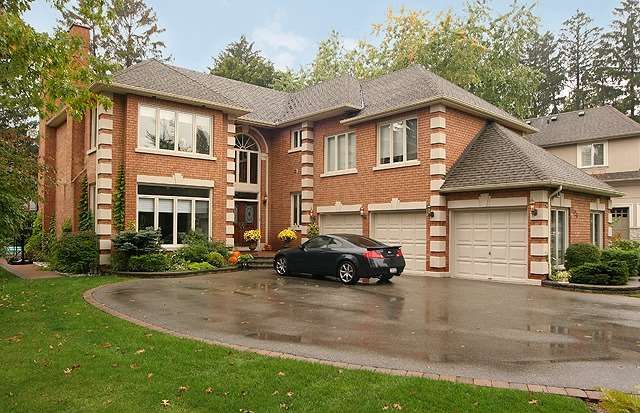 1426 Lorne Park Rd, Mississauga, L5H3B3 | Image 2