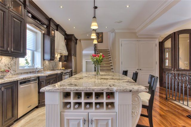 1649 Wedmore Way, Mississauga, L5J2J7 | Image 2