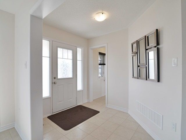 2 Tribune Dr, Brampton, L7A0X5 | Image 3
