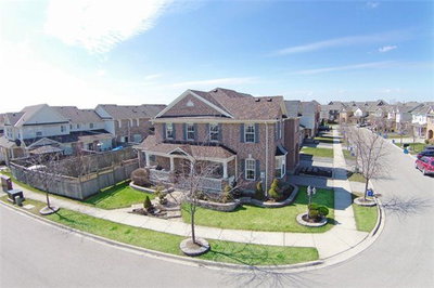 Townhouse sold at 1630 Cartwright Crescent, Milton, Ontario, L9T5N6 - Clarke - MLS: W3466558