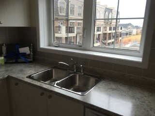 16 - 2441 Greenwich Dr, Oakville, L6M0S4 | Image 2