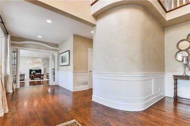 184 Chartwell Rd, Oakville, L6J3Z8 | Image 2