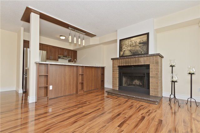 625 - 1000 Cedarglen Gate, Mississauga, L5C3Z5 | Image 3