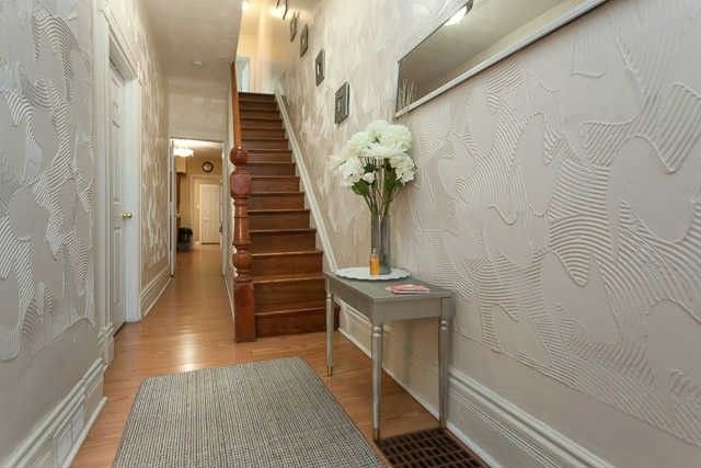 7 Gwynne Ave, Toronto, M6K2C2 | Image 2