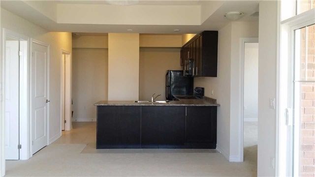 301 - 272 Georgian Dr, Oakville, L6H6V1 | Image 3