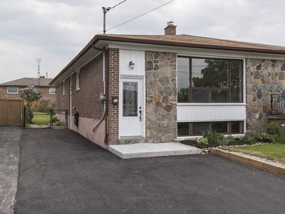 Semi-Detached House sold at 51 Davelayne Road, Toronto, Ontario, M9M2A6 - Humbermede - MLS: W3504851