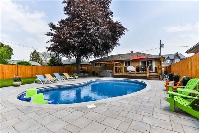 2176 Florian Rd, Mississauga, L5A2M4 | Image 2
