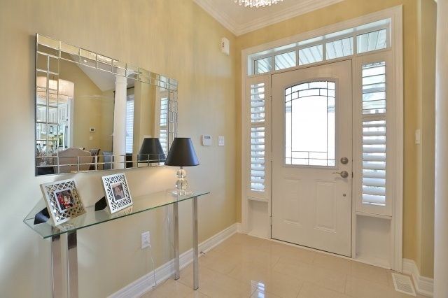 14 - 3353 Liptay Ave, Oakville, L6M0M6 | Image 2