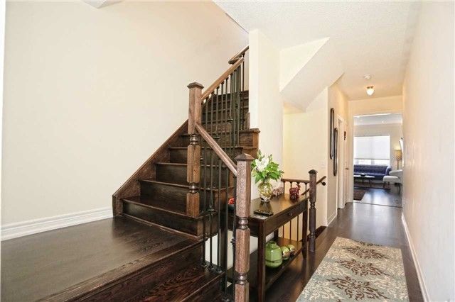 18 Eastlake Rd, Brampton, L7A3S2 | Image 3