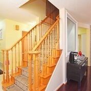 3403 Chartrand Cres, Mississauga, L5L4C6 | Image 2