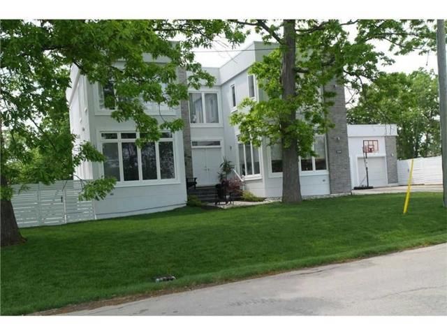 338 Woodale Ave, Oakville, L6K2N7 | Image 2