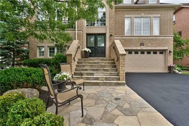 2326 Rockingham Dr, Oakville, L6H7J4 | Image 2