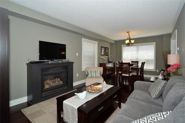215 Queenslea Ave, Toronto, M9N3X5 | Image 2