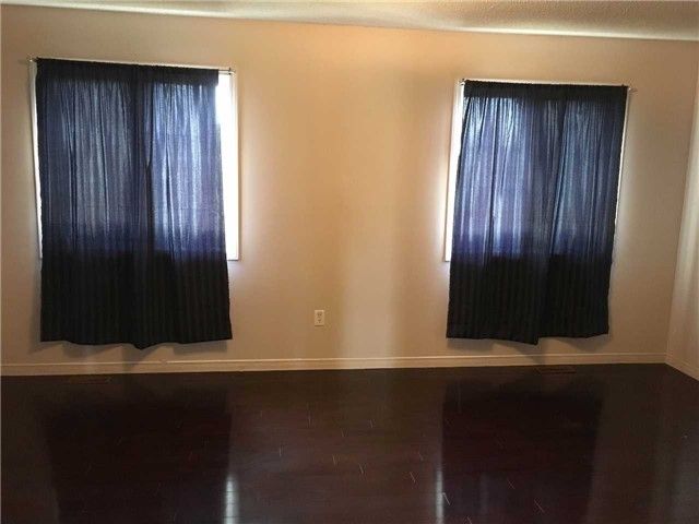 25 Tinsmith St, Brampton, L7A1N1 | Image 2