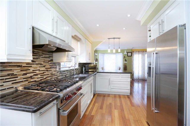 11 - 2065 Sixth Line, Oakville, L6H1X9 | Image 2