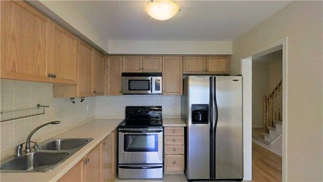 36 - 7360 Zinnia Pl N, Mississauga, L5W2A3 | Image 2