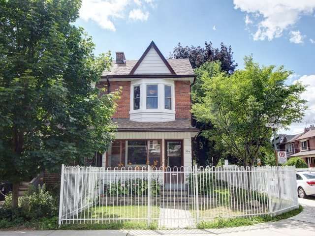 954 Shaw St, Toronto, M6G3M6 | Image 3