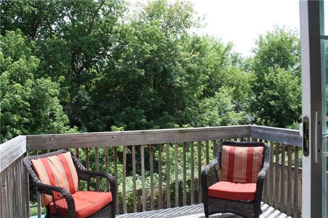 137 Whitwell Dr, Brampton, L6P1L2 | Image 2