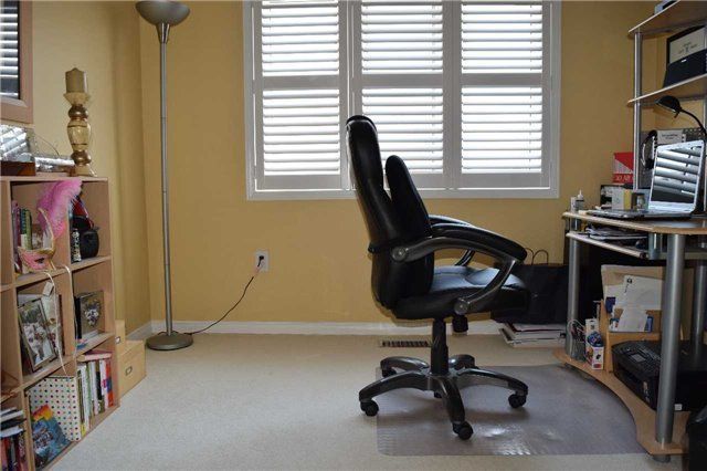 102 - 86 Joymar Dr, Mississauga, L5M7Z6 | Image 3