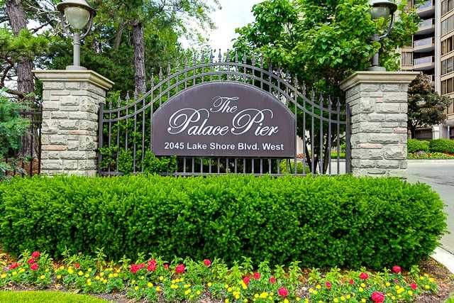 3305 - 2045 Lake Shore Blvd W, Toronto, M8V2Z6 | Image 2