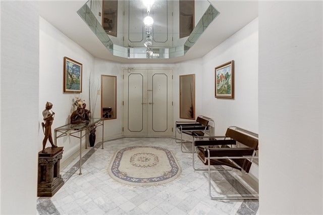 3305 - 2045 Lake Shore Blvd W, Toronto, M8V2Z6 | Image 3