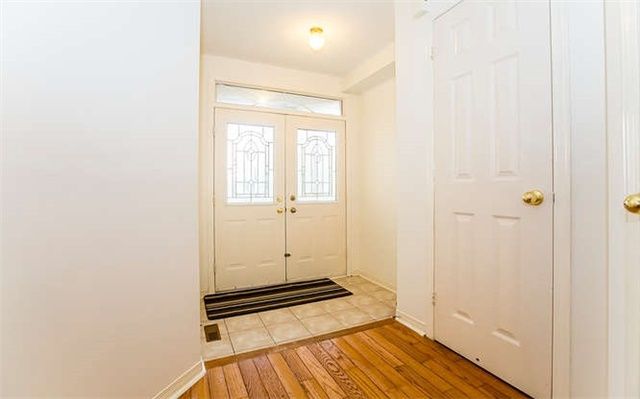 123 Morningmist St, Brampton, L6R2A9 | Image 3