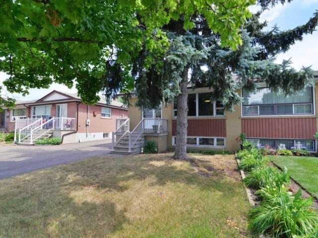 153 Vodden St E, Brampton, L6V1M6 | Image 3