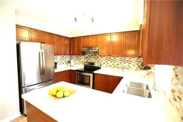 113 Panton Tr, Milton, L6T6K2 | Image 2