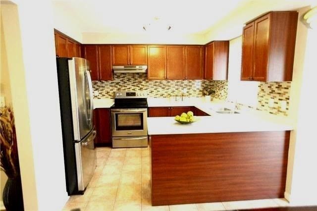 113 Panton Tr, Milton, L6T6K2 | Image 3