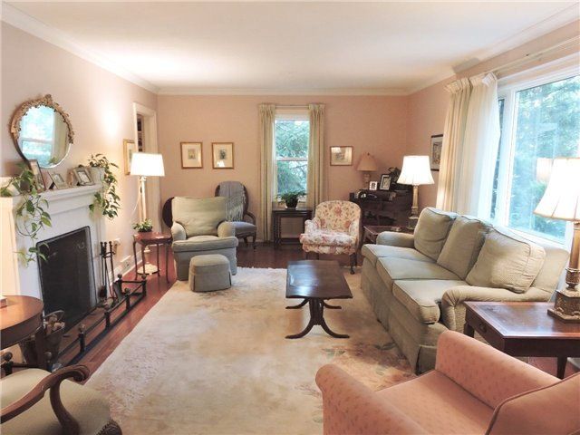 274 Reynolds St, Oakville, L6J3L4 | Image 3