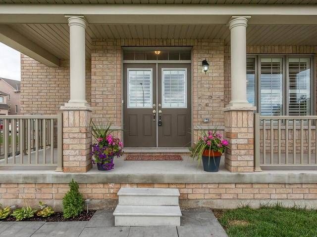 8 Nightland Crt, Brampton, L6Y 5V3 | Image 3