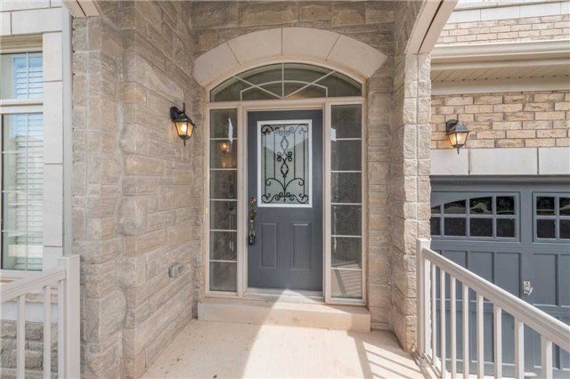 3169 Larry Cres, Oakville, L6M0S8 | Image 3