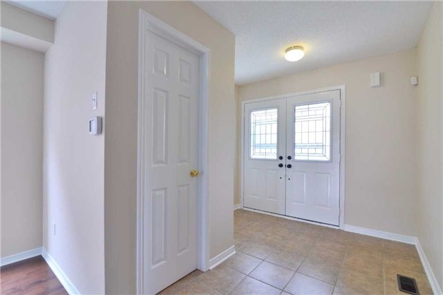 62 Charcoal Way, Brampton, L6Y5R9 | Image 3