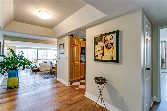 1401 - 2180 Marine Dr, Oakville, L6L5V2 | Image 2