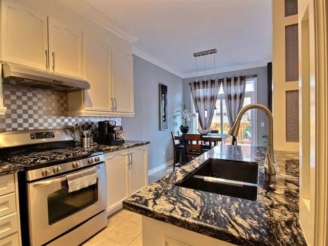 11 Icefall Rd, Caledon, L7C3T7 | Image 3