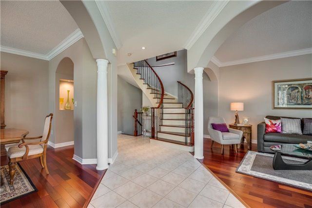 2196 Highcliffe Way, Oakville, L6M5B7 | Image 3