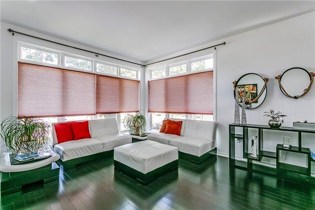 338 Woodale Ave, Oakville, L6K2N7 | Image 3