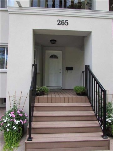 265 Garden Ave, Toronto, M6R1J4 | Image 2