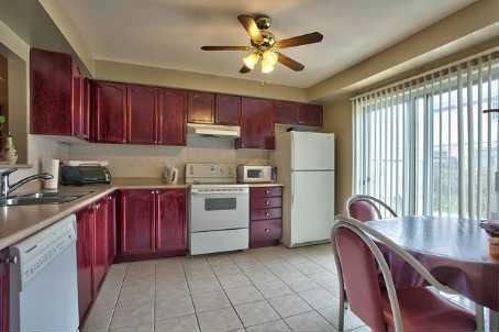 517 Ravenstone Cres, Mississauga, L5R4A6 | Image 2