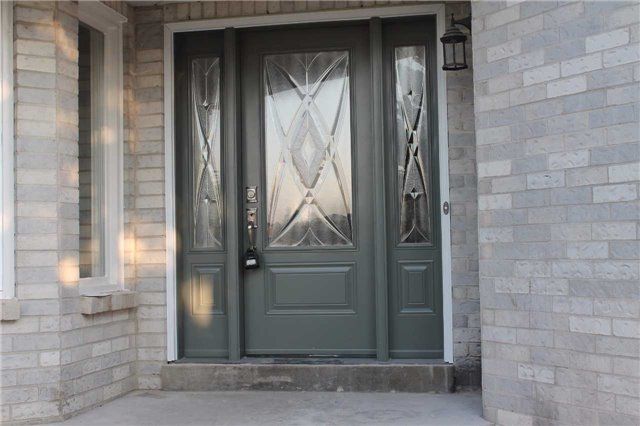 71 Drinkwater Dr, Brampton, L6Y4T8 | Image 2