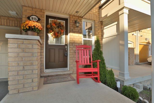 915 Deverell Pl, Milton, L9T0M3 | Image 3