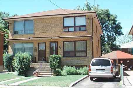 30 Woodbury Rd, Toronto - Alderwood image-0-0