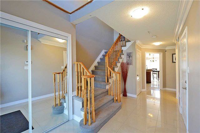 59 Lormel Gate, Brampton, L7A2R6 | Image 3