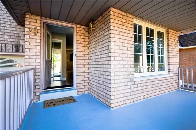 29 Giraffe Ave, Brampton, L6R1Y9 | Image 2