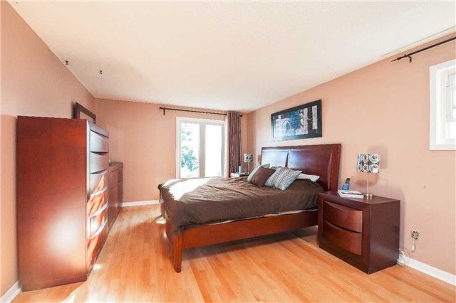 4109 Stonemason Cres, Mississauga, L5L2Z6 | Image 2