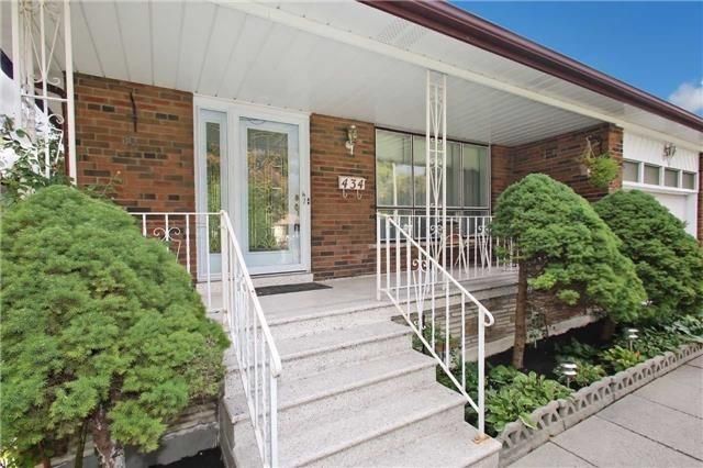 434 Tedwyn Dr, Mississauga, L5A1J6 | Image 2