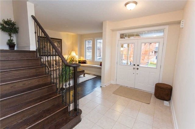 191 Rowe Terr, Milton, L9T8G1 | Image 2